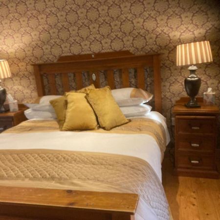 Evergreen Bed & Breakfast Swords Exteriör bild