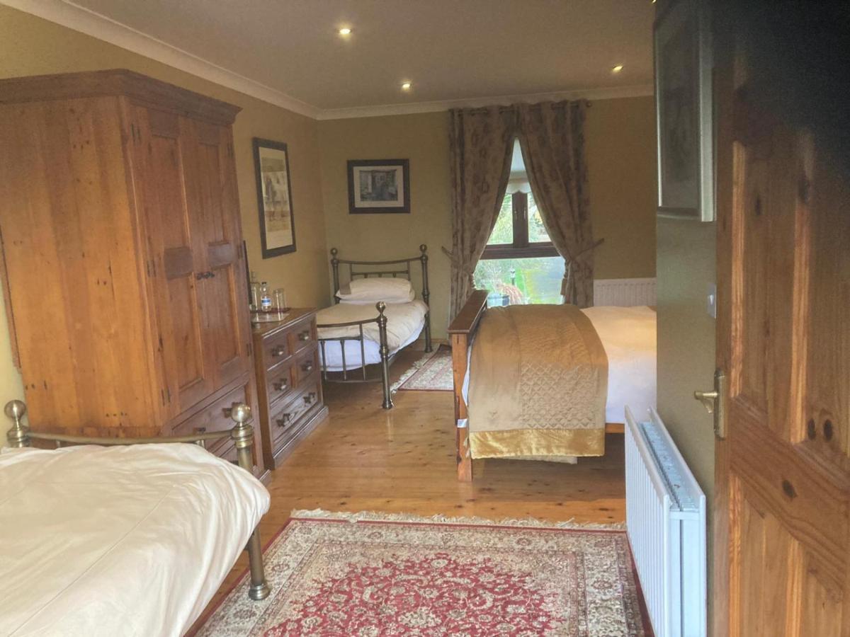 Evergreen Bed & Breakfast Swords Exteriör bild
