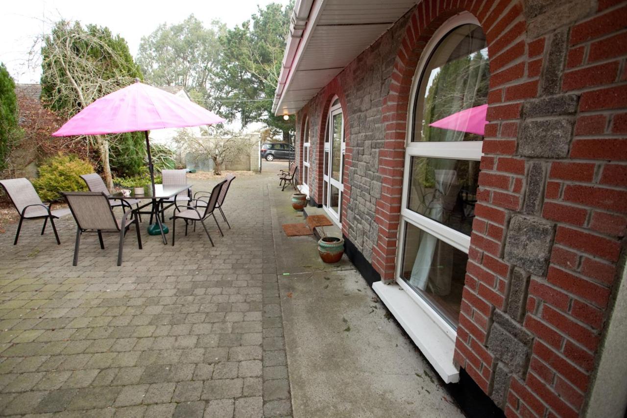 Evergreen Bed & Breakfast Swords Exteriör bild