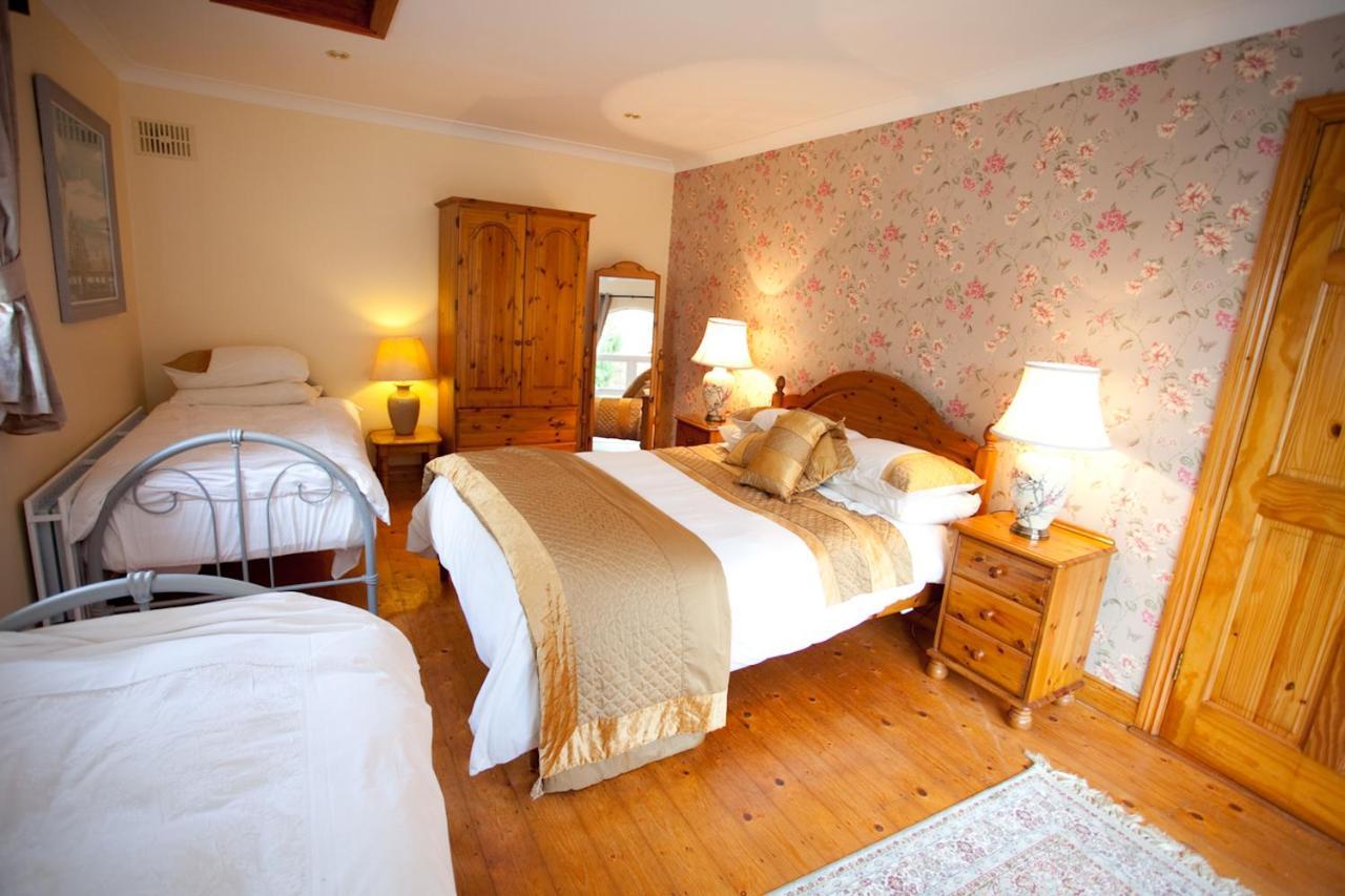 Evergreen Bed & Breakfast Swords Exteriör bild